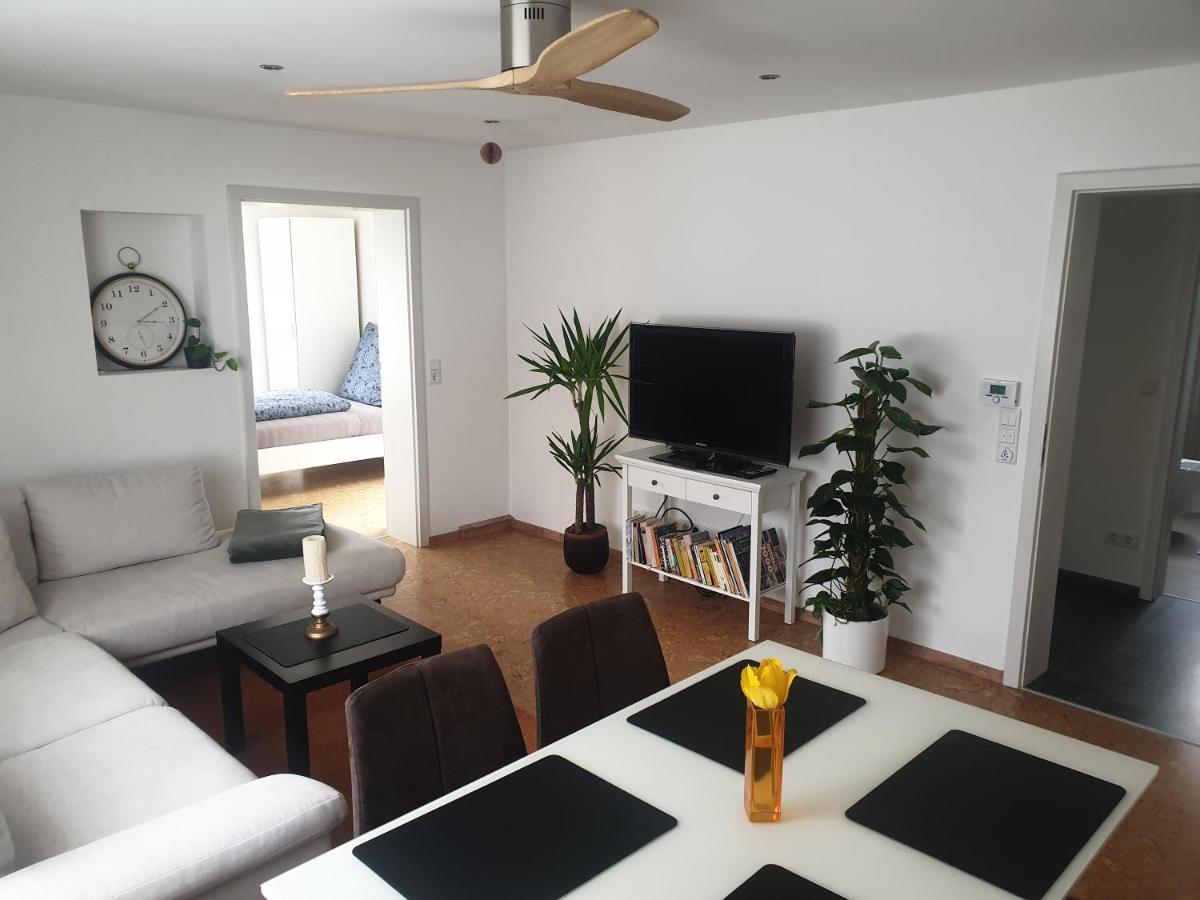Rk79 Ferienwohnung: Garden Retreat With Pool Near Klinikum And Transit