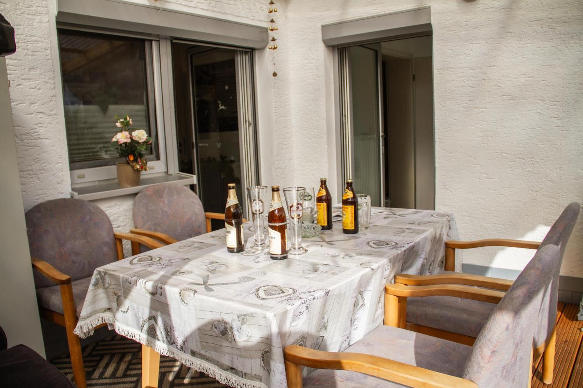 Rk79 Ferienwohnung: Garden Retreat With Pool Near Klinikum And Transit Apartment Fuerth