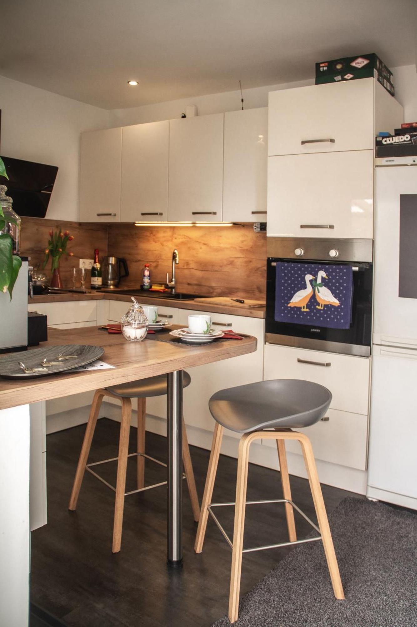 Rk79 Ferienwohnung: Garden Retreat With Pool Near Klinikum And Transit * Fuerth